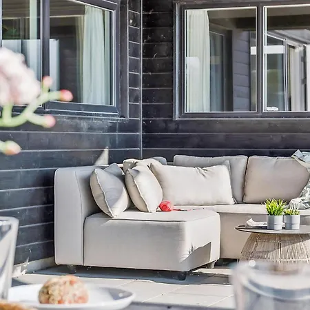 Feriehus In With Sauna *