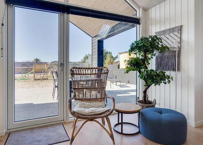 In With Sauna Nyaraló *